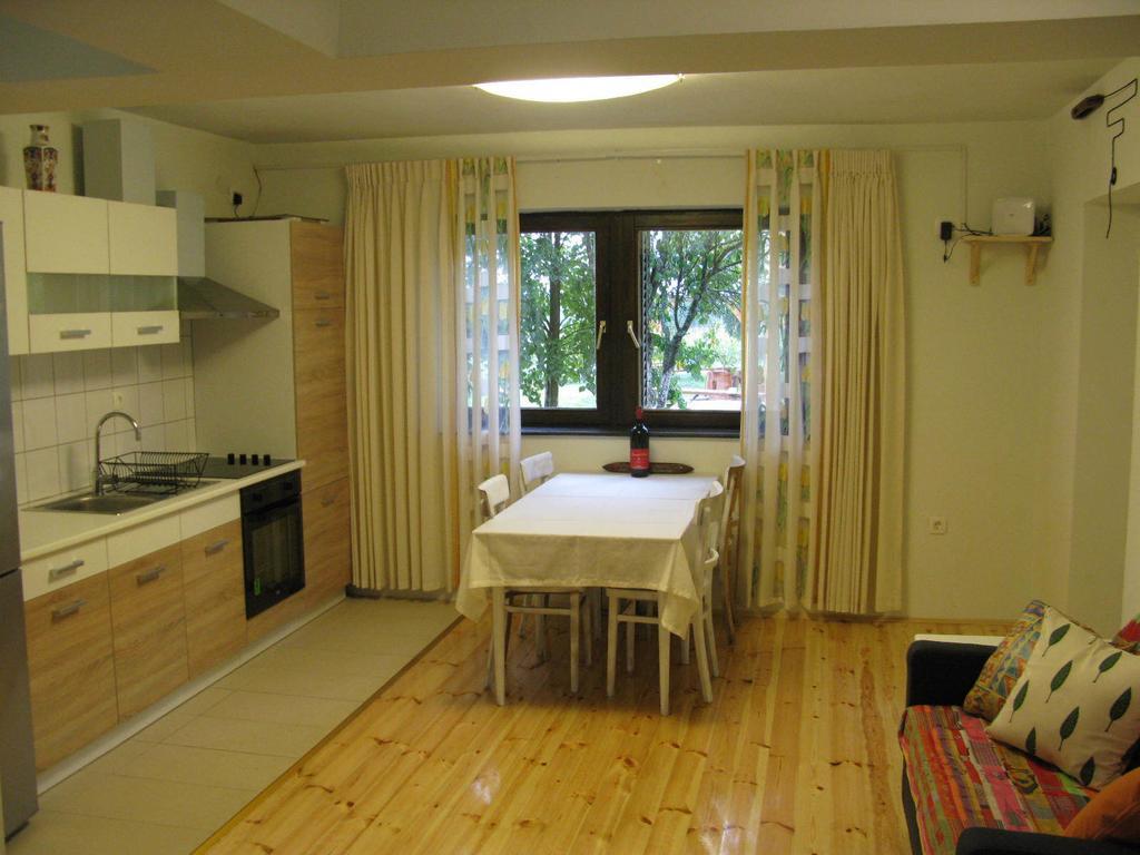 Apartments Eco Forest Resort Rakovica Habitación foto